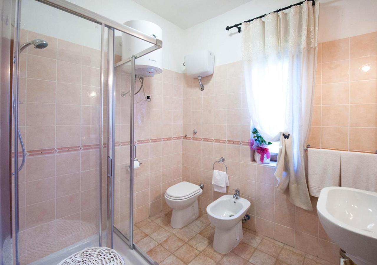 מונטאלטו די קסטרו Casale La Rovere מראה חיצוני תמונה